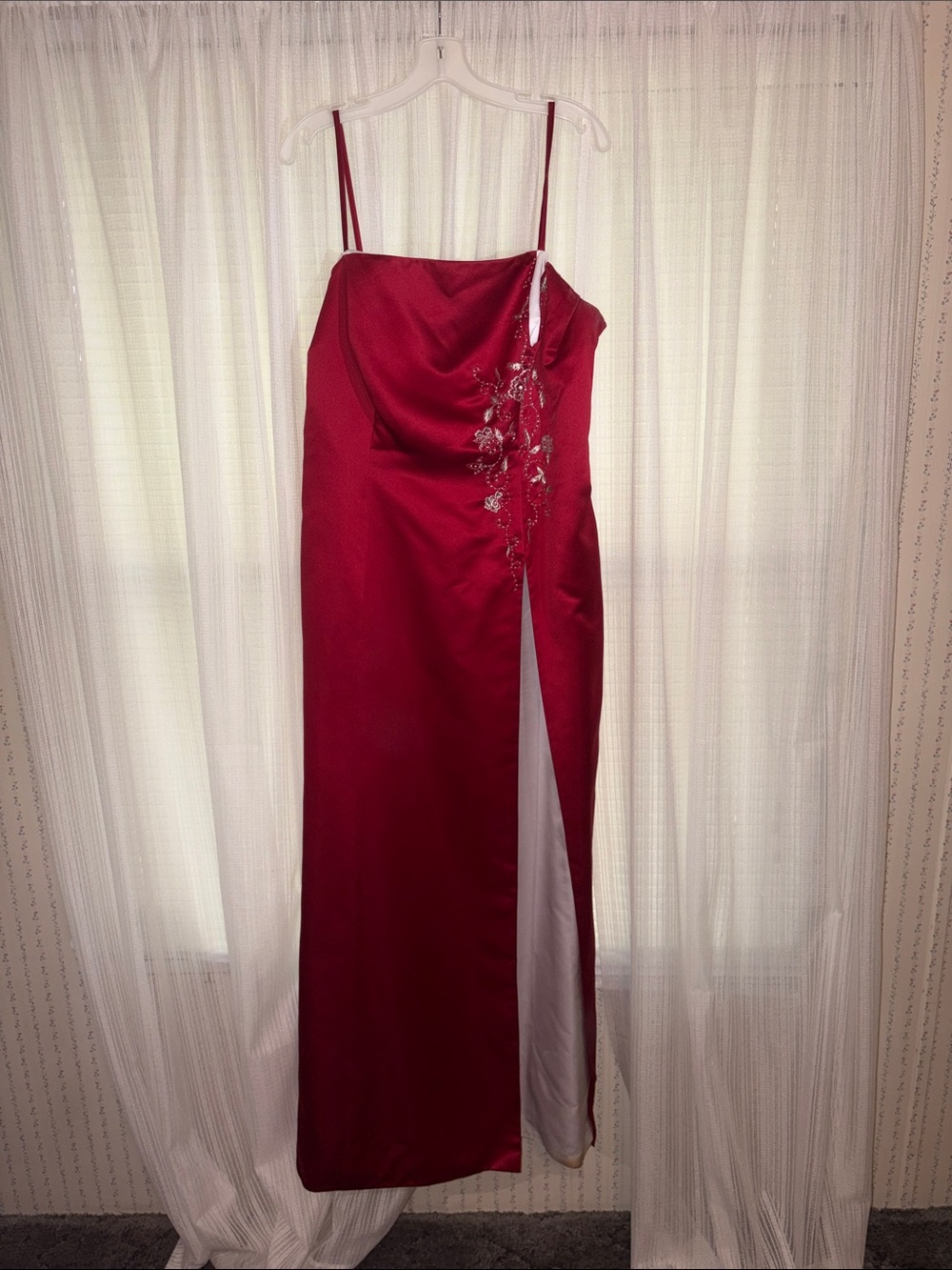DaVinci Burgundy Spaghetti-Strap Prom Dress with Side Embroidery